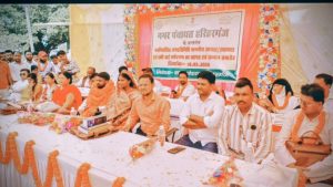 Read more about the article हरिहरगंज नगर पंचायत में नवनिर्वाचित जनप्रतिनिधियों का हुआ सम्मान