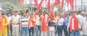 Read more about the article जब भक्ति सड़कों पर उतरी… रेहला में गूंज उठा “जय श्री राम” का स्वर