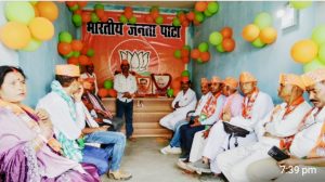 Read more about the article बिश्रामपुर में भाजपा स्थापना दिवस पर शक्ति प्रदर्शन, कार्यकर्ताओं ने भरी हुंकार—“संगठन होगा और मजबूत”