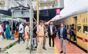 Read more about the article रेलवे न्यायिक दंडाधिकारी के नेतृत्व में चलाया गया विशेष चेकिंग अभियान