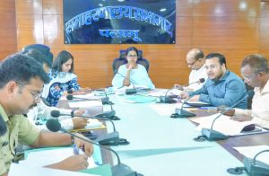 Read more about the article उपायुक्त ने जेपीएससी की प्रारंभिक प्रतियोगिता परीक्षा के सफल संचालन को लेकर की बैठक