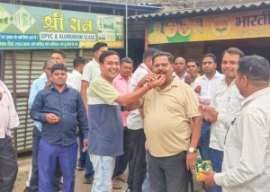 Read more about the article बंगाल जीत पर भाजपाइयों ने मनाया जश्न