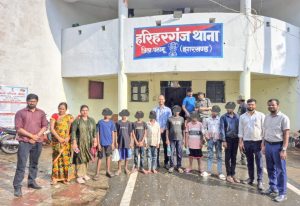 Read more about the article श्रम विभाग द्वारा हरिहरगंज व पिपरा में चलाया गया छापेमारी अभियान