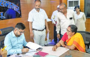 Read more about the article जन समाधान दिवस बना बुजुर्ग की उम्मीद का सहारा