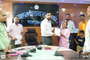 Read more about the article जन समाधान में विधवा महिला को मिली राहत,ऑन स्पॉट स्वीकृत हुआ पेंशन