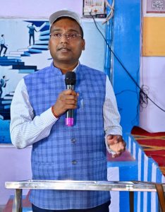 Read more about the article पलामू के कलाकारों को भी कार्यक्रमों से जोड़ा जाएगा : गौरव पुष्कर