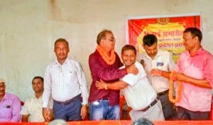 Read more about the article हैदरनगर- शिक्षक जय प्रकाश प्रसाद की सेवानिवृत्ति पर विद्यालय परिवार ने दी भावभीनी विदाई