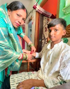 Read more about the article लातेहार- बारियातू में हर्षोल्लास के साथ मनाया गया रक्षाबंधन पर्व