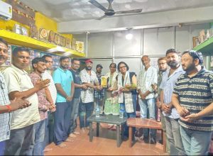 Read more about the article हिंदी दिवस के अवसर पर लेखक, निर्देशक स्वर्णिमा सिंह का स्वागत किया गया