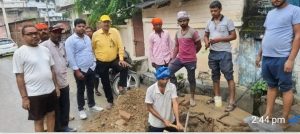 Read more about the article नगर निगम के प्रयास से हमीदगंज के अस्पताल रोड में पेयजलापूर्ति हुई बहाल