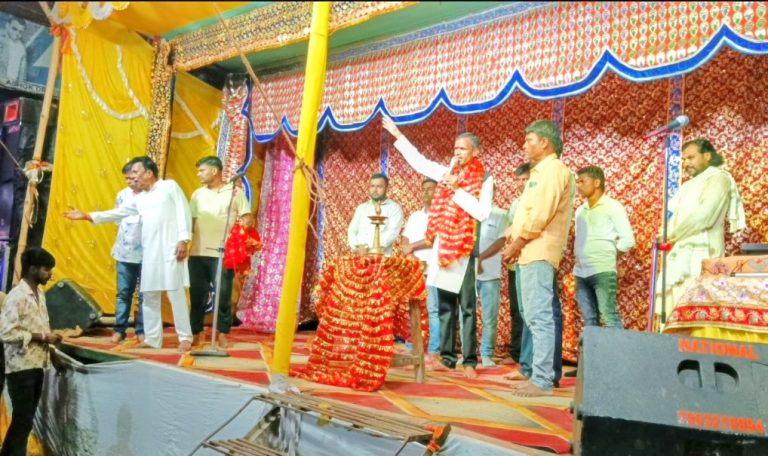 Read more about the article मां दुर्गा शक्ति और भक्ति की प्रतीक – कमलेश